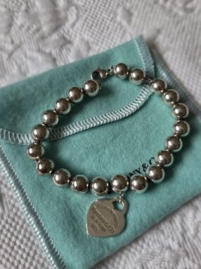 Tiffany & Co. Silver Bead Heart Tag Bracelet - Silver